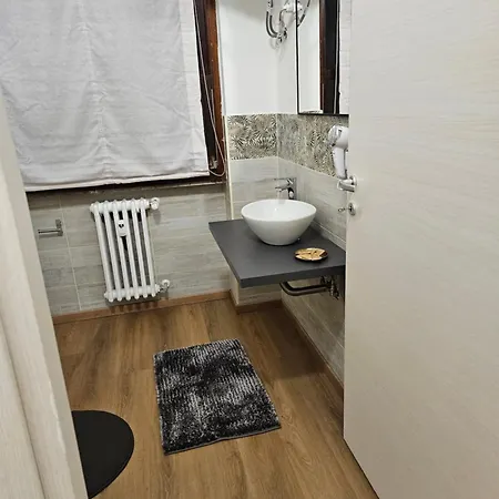 Mxp Busto Guest house *